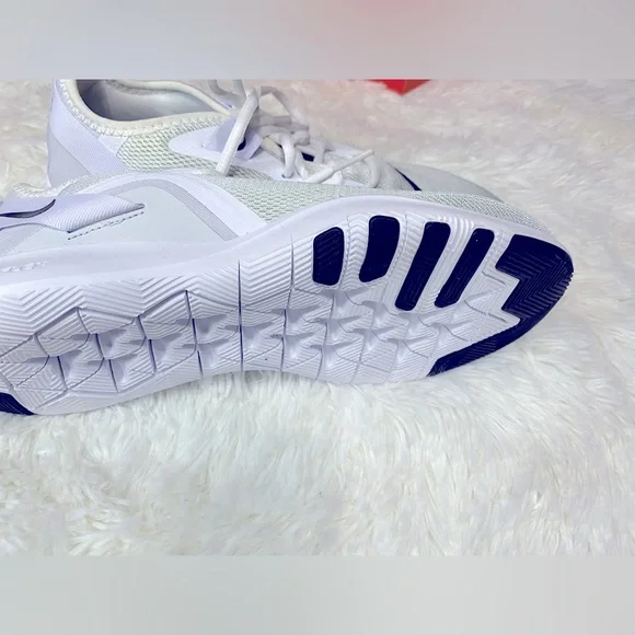 Brand new Nike flex trainers - Picture 4 of 5